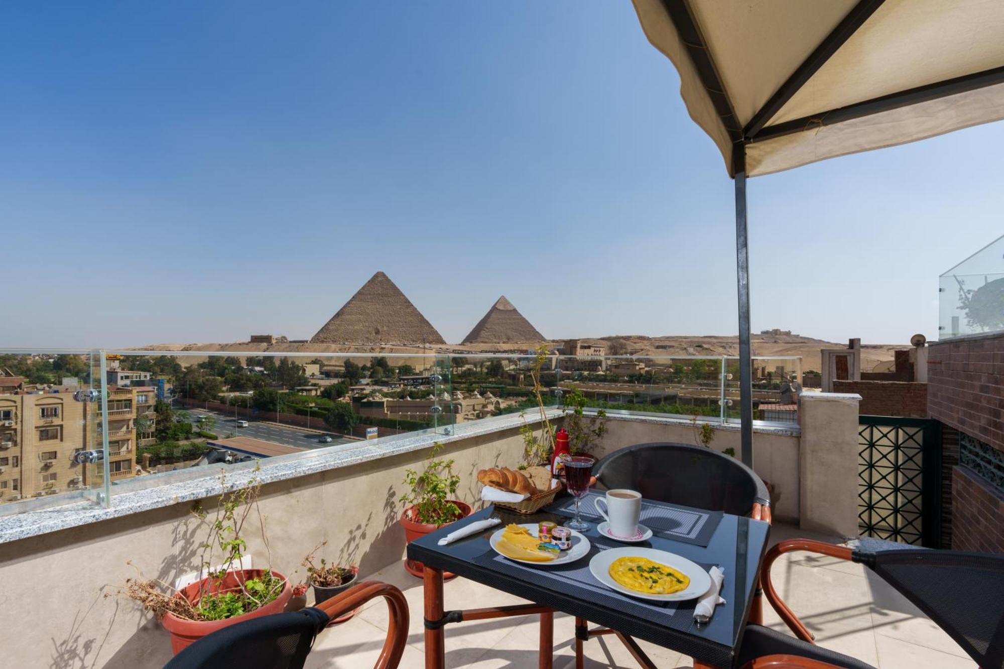 Dream Inn Pyramids View Kafrat al Jabal Exterior photo