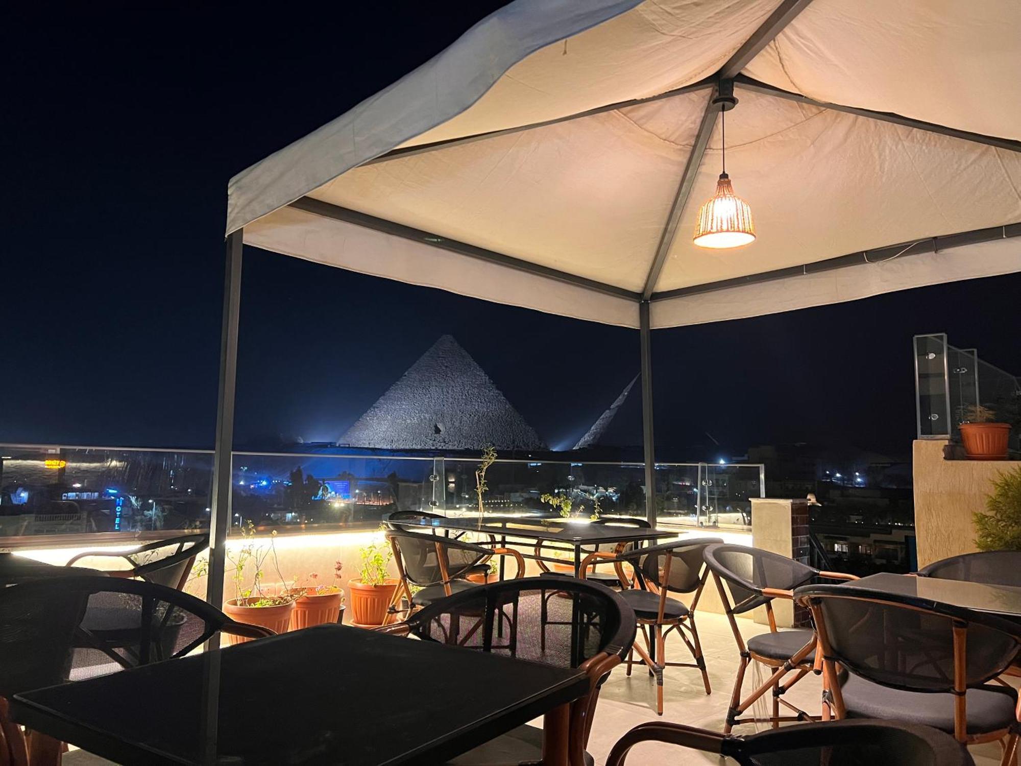 Dream Inn Pyramids View Kafrat al Jabal Exterior photo